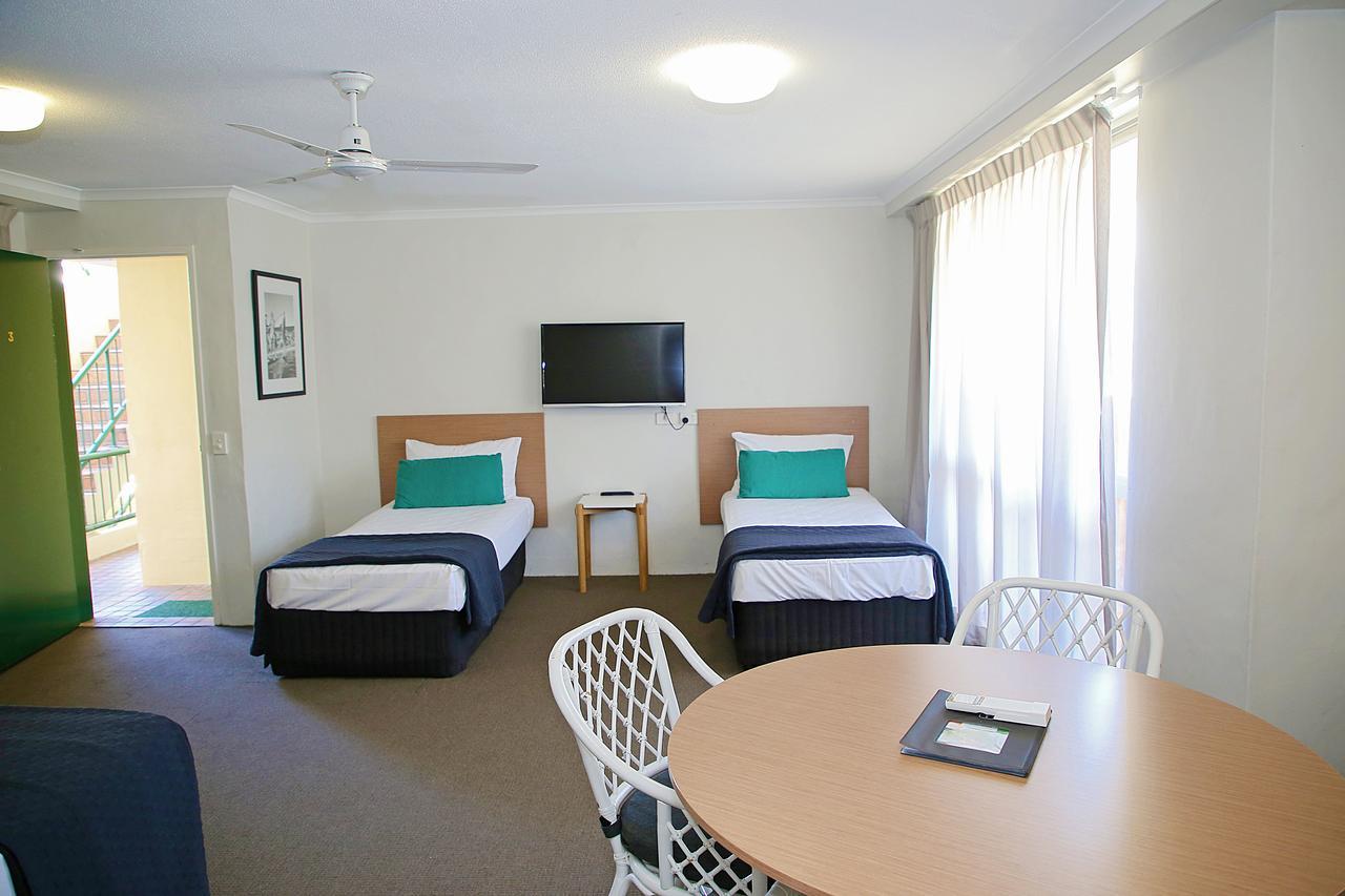 Darcy Arms Hotel Motel Gold Coast Extérieur photo