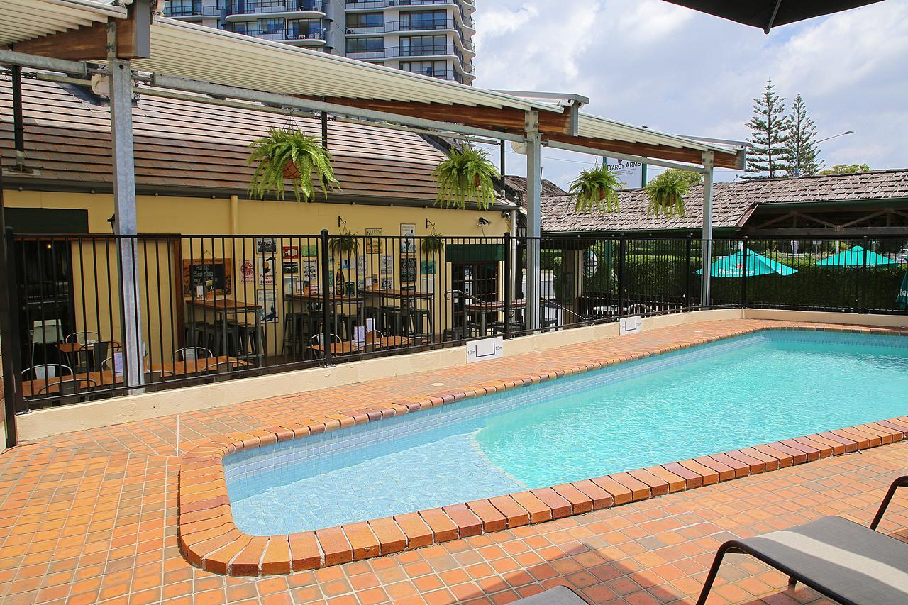 Darcy Arms Hotel Motel Gold Coast Extérieur photo