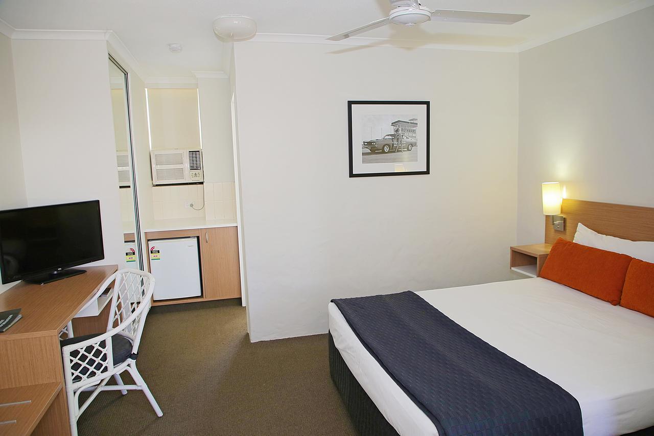 Darcy Arms Hotel Motel Gold Coast Extérieur photo