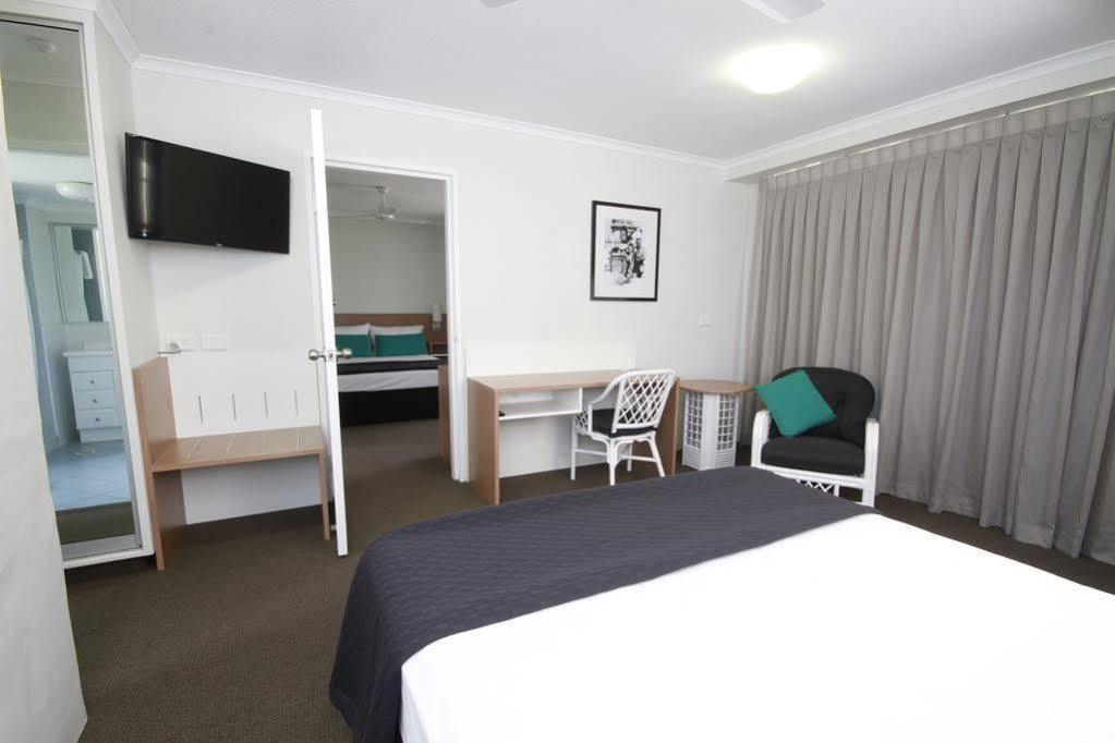 Darcy Arms Hotel Motel Gold Coast Extérieur photo