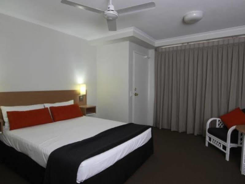 Darcy Arms Hotel Motel Gold Coast Extérieur photo